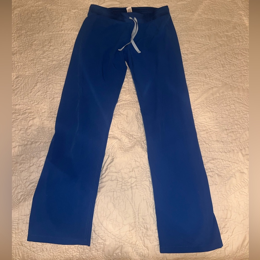 FIGS Women’s Royal Blue Livingston Basic Scrub Pants; Size M Tall